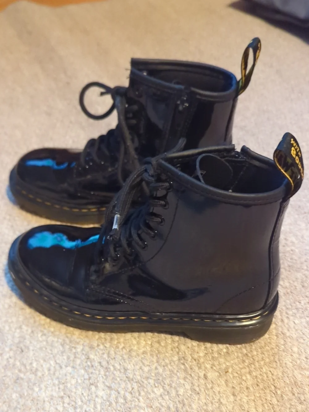 Youth Dr.MARTENS 1460  Patent Leather Lace Up Boots black Glossy Boots Size 2